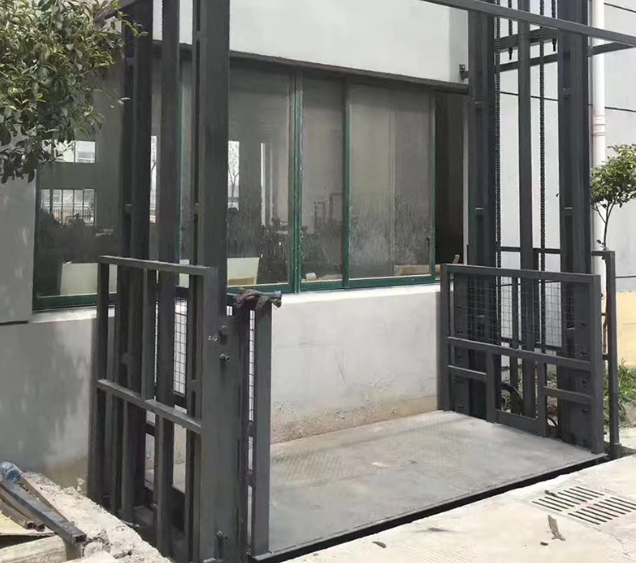 阜新导轨式施工升降机助力民生工程提速增效